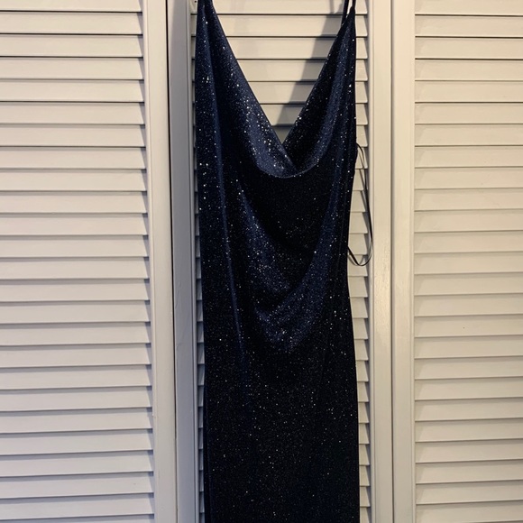 💙 Dark Navy blue scowl neck tight dress 💙 - Picture 3 of 5